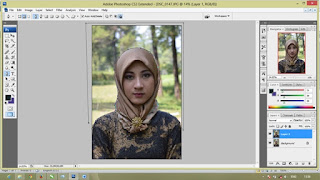 MERUBAH WARNA BACKGROUND FOTO DENGAN PHOTOSHOP CS3