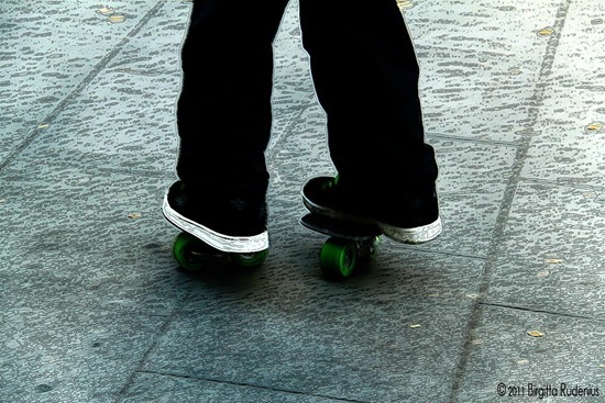 people_20110930_skater2