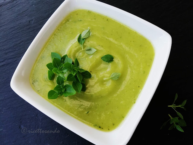 contorno di Crema o vellutata di zucchine al basilico