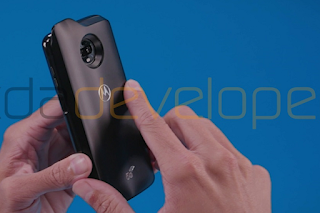 Images of the Moto Z3 Play and a 5G Moto Mod leak