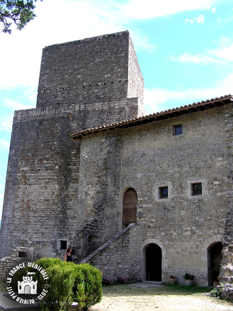 LE POET-LAVAL (26) - Village médiéval