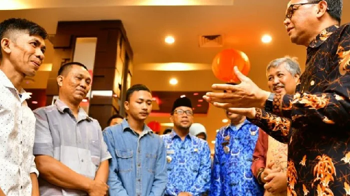 Pemuda Pinrang Berhasil Rakit Pesawat, Gubernur Beri Apresiasi