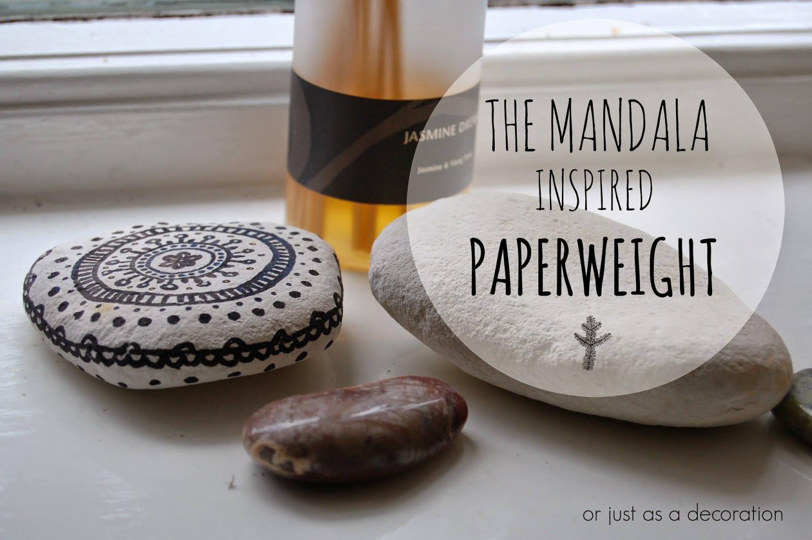 http://charnicola.blogspot.co.uk/2014/08/mandala-inspired-decorated-paper-weight.html