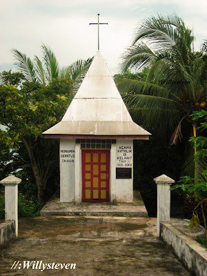  Tual yakni nama sebuah kota di Maluku Tenggara Bukit Masbait, Tual - Maluku Tenggara