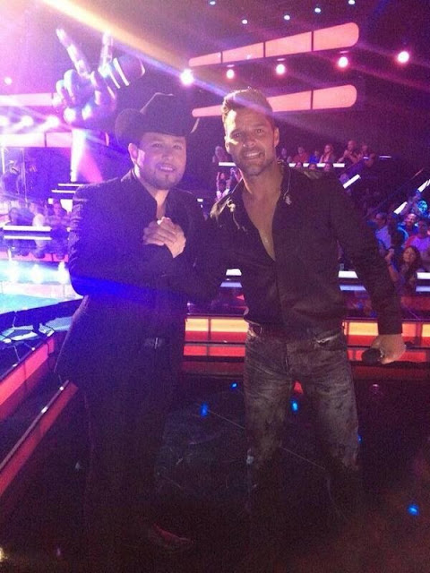 Resultado de imagen para roberto tapia la voz kids ricky martin