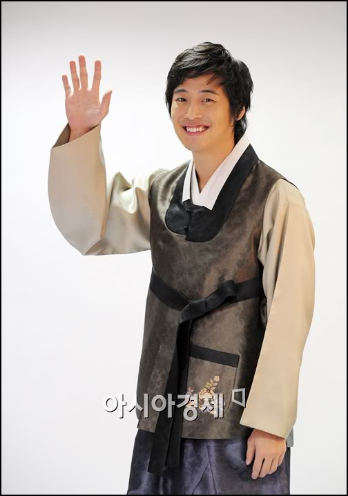 [kimjaewon-hanbok.jpg]