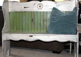 repurposing an outdated bench http://bec4-beyondthepicketfence.blogspot.com/2011/10/dont-go-breaking-my-heart.html