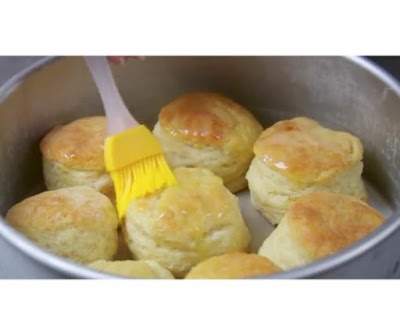 How to make fluffy biscuits