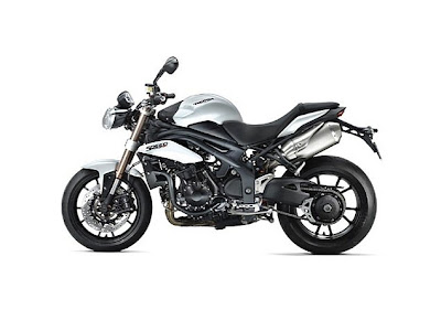 Submitted by Triumph Speed Triple 2011