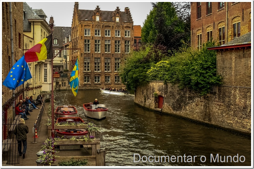 Passeio de barco nos canais Bruges