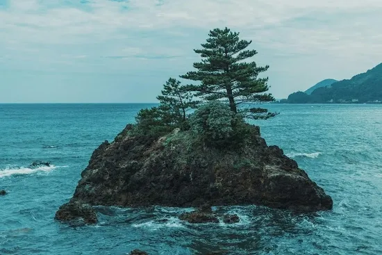 Fan von Loch Ness? Entdecke japanische Seen mit ähnlichen Legenden
