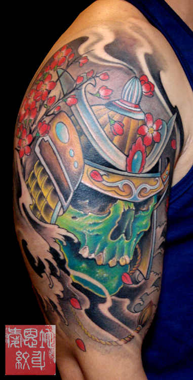 Done in 3rd sit this kind of oriental tattoo which a skull with a shogun 