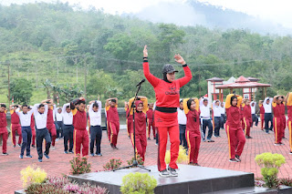 Tingkatkan Sinergitas dan Soliditas TNI-Polri, Polres Lingga gelar olahraga Bersama