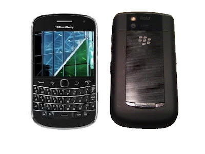 Harga Blackberry Dakota Black Dan White Terbaru 2013