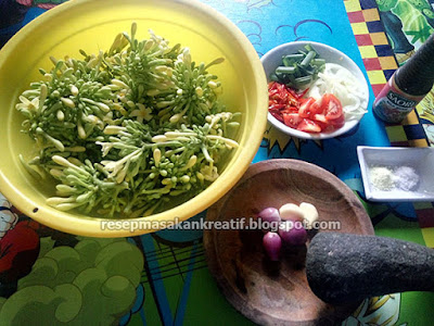Tips gampang dan sederhana cara memasak bunga pepaya semoga tidak pahit dengan bumbu resep tum Resep Tumis Bunga Pepaya dan Tips Ampuh Agar Tidak Pahit