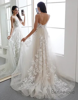 https://www.berlinnova.com/collections/wedding-dresses/products/v-neck-applique-long-wedding-dress