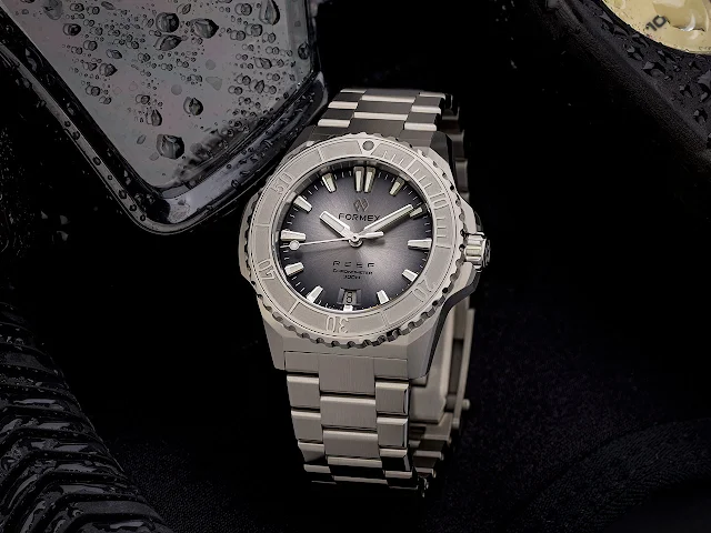 Formex “Baby” Reef 39.5mm Automatic COSC 300M