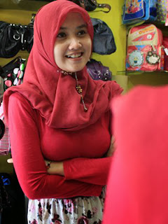 Wow. Indonesia Sebagai Acuan Hijab Dunia