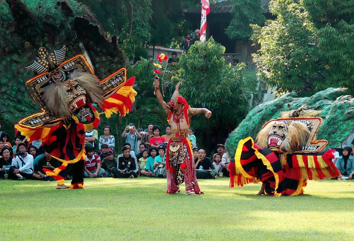 Kebudayaan dan Kesenian di Jawa Timur ~ Budaya Indonesia