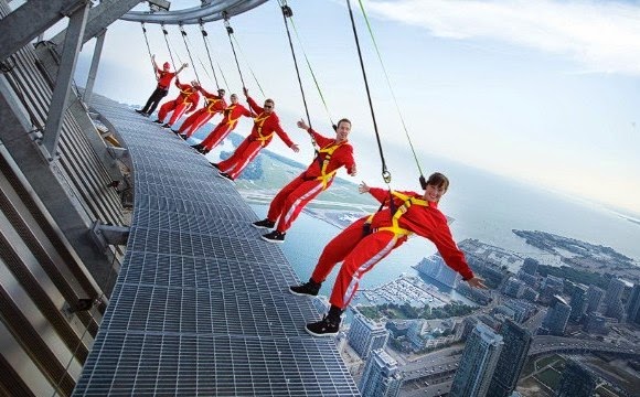 EdgeWalk CN Tower