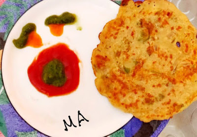 Pancake made with healthy Jowar,Oats,Besan and bread