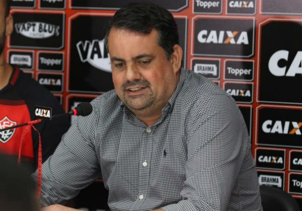 Vitória demite Jorge Macedo da direção de futebol do clube