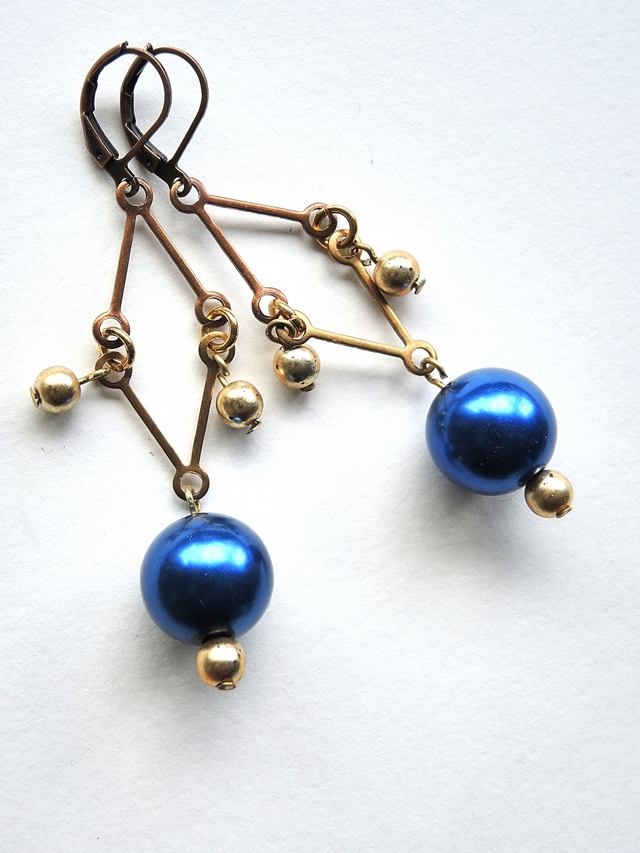 DIY oorbellen/earrings 'Big Blue Ball'