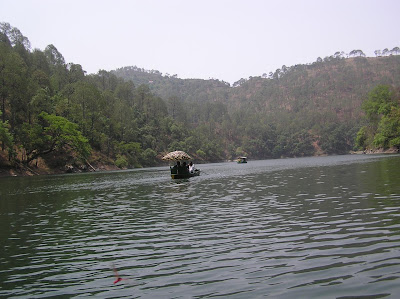 The lake at Saatal