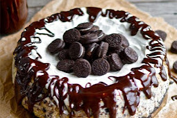 Oreo Fudge Cheesecake