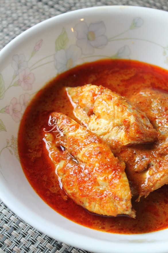 Asam Pedas Ikan Merah Melaka Yang Sedap - Azie Kitchen