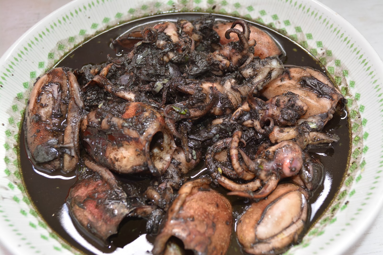 I Am Fatin :. *~: [Recipe] Sotong Masak Hitam / Dakwat 