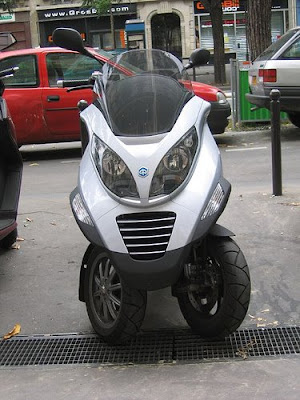 Piaggio MP3, scooter, motorcycle