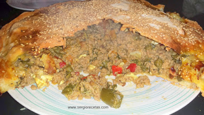 http://www.sergiorecetas.com/2014/04/empanada-crujiente-de-ternera-al-curry.html