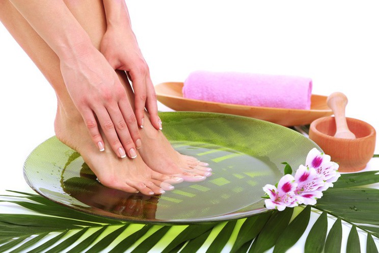 Here's How To Have Pretty Feet!