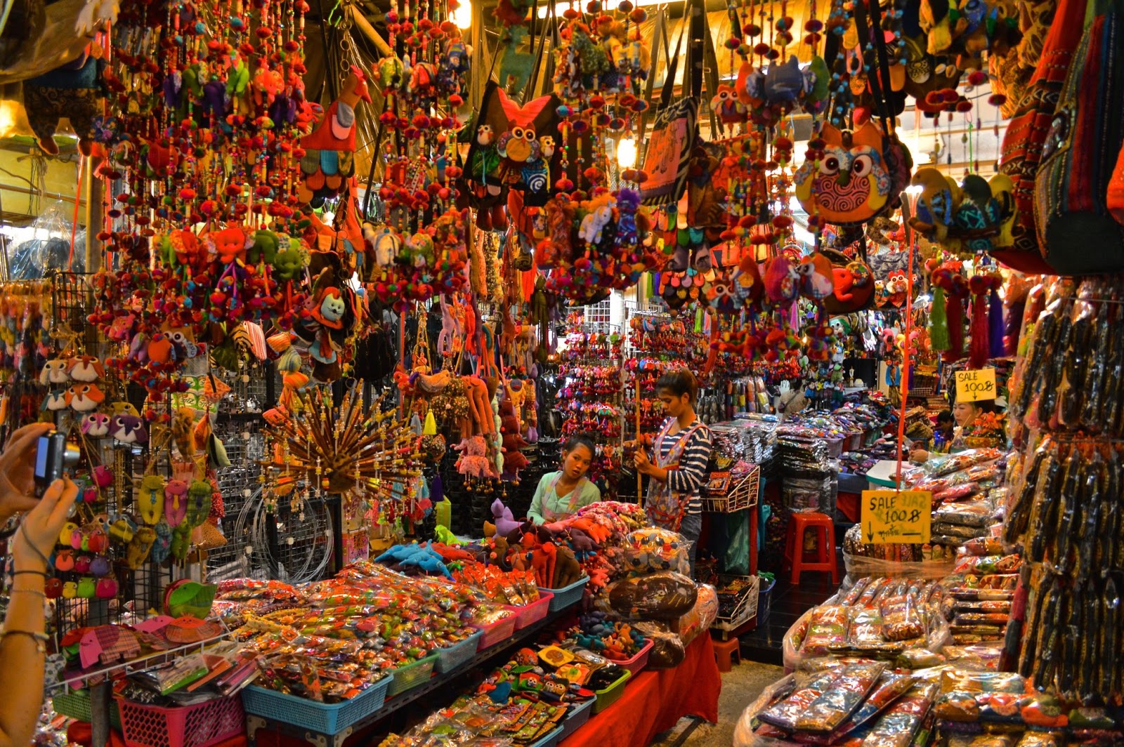 Nama Tempat Beli Oleh Oleh Bangkok Khas Thailand Kesukaan ...