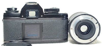 Nikon EM Black Body #985, Zoom-Nikkor Ai-S 35-70mm 1:3.3~4.5 #883