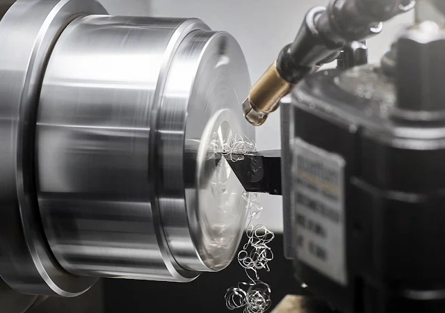 Dial manufacture at Glashütte Original: machining