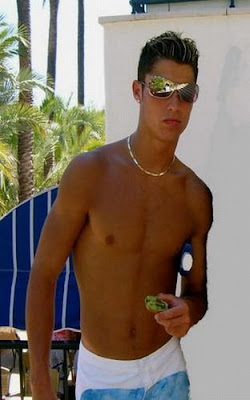cristiano ronaldo topless
