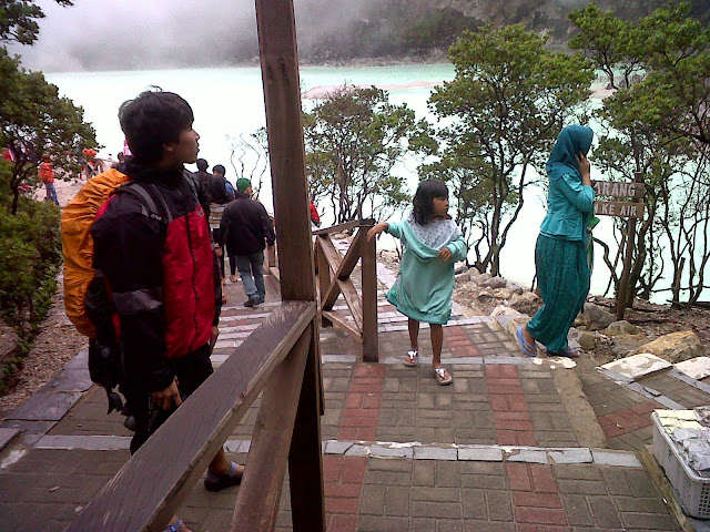 Objek Wisata Kawah Putih Ciwedey Bandung