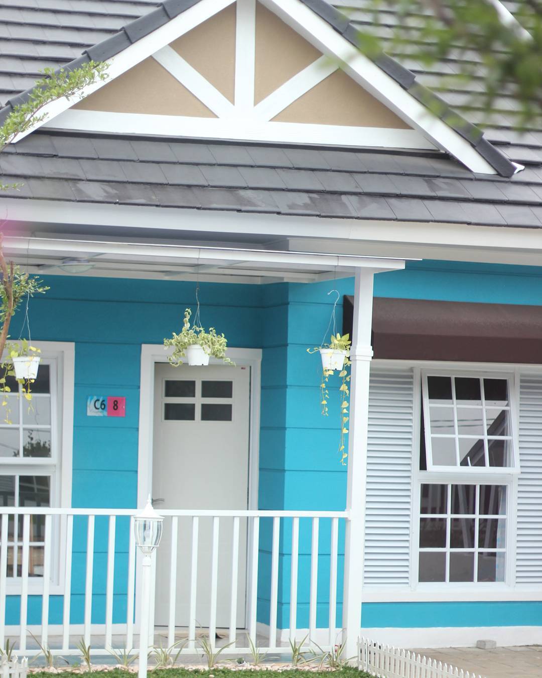 Kumpulan Foto Rumah Minimalis Bertema Biru Dan Putih Homeshabbycom Design Home Plans