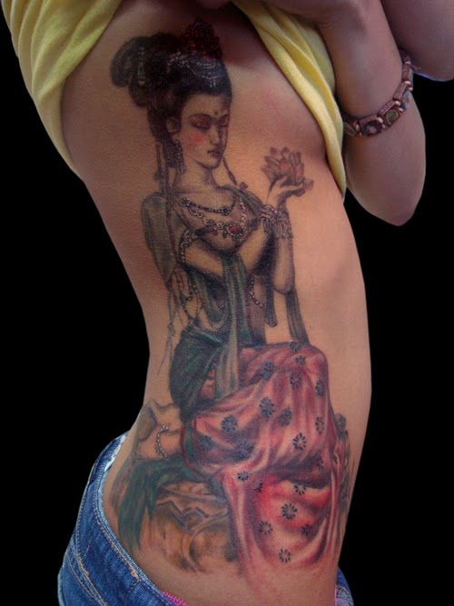 Side Body Japanese Geisha Tattoos Picture 9