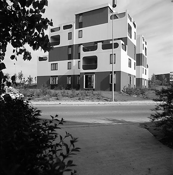 Immeuble HLM de l'Opievoy, 10 Rue Louis Breguet.  Architectes: Jean-Michel Legrand, Jacques Rabinel  Construction: Vers 1970  Destruction: 2022.