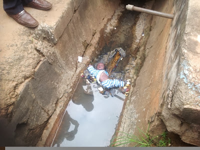 Baby found dead inside gutter in Anambra state "GRAPHIC CONTENT"