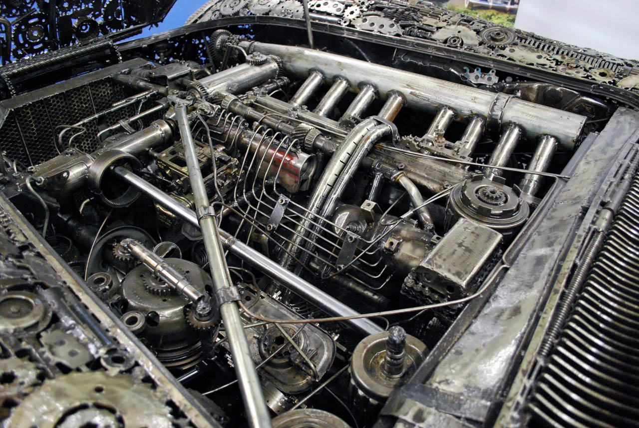 MERCEDES-BENZ 300SL GULLWING ENGINE STYLE