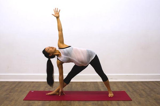 Modified triangle pose