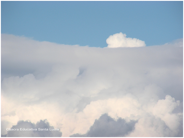 y más nubes - Chacra Educativa Santa Lucía