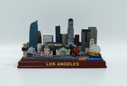 6.5″ STATUE LOS ANGELES SKYLINE COLOR