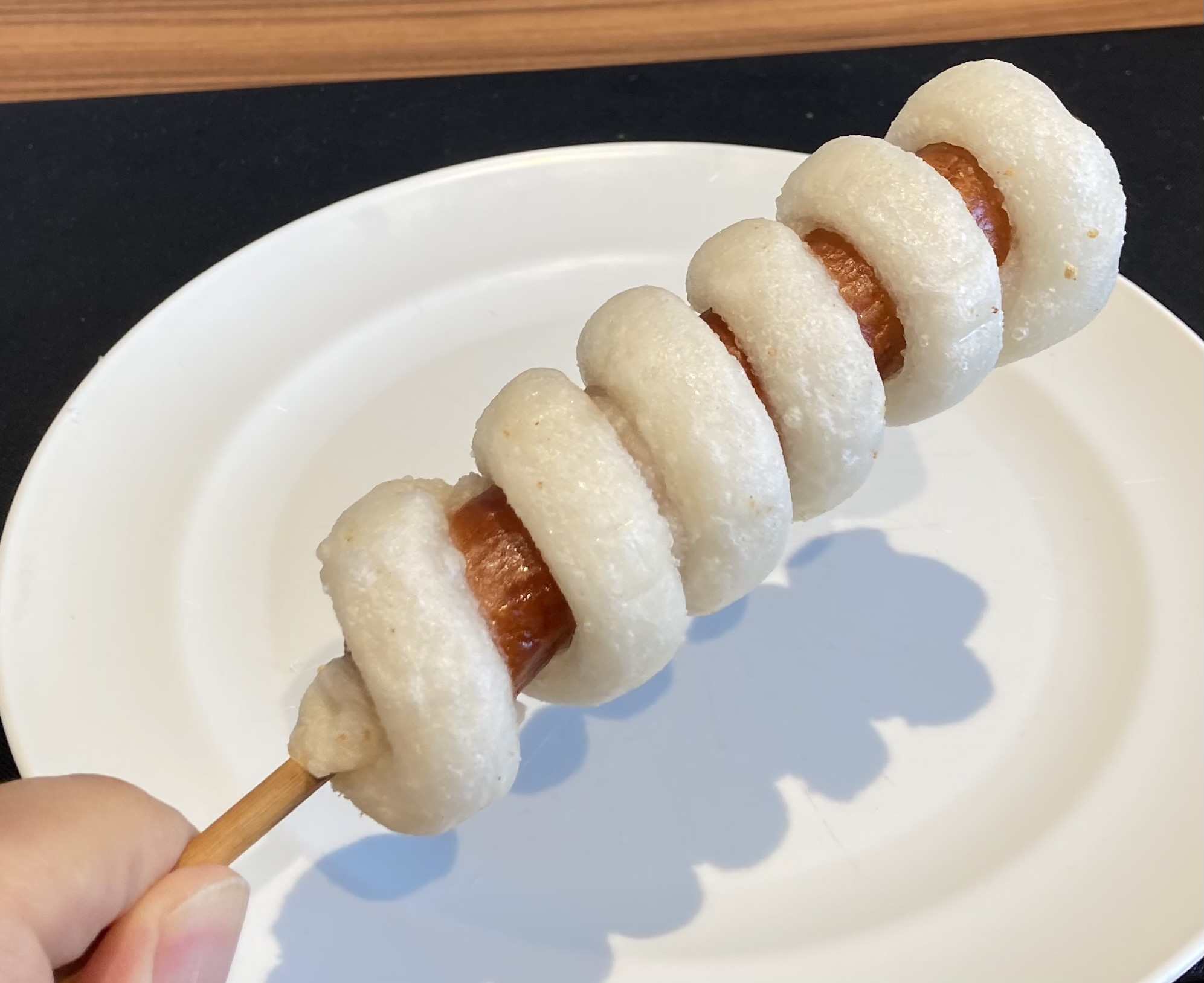 実食 もちもちドッグ ローソン レビュー カロリー糖質は キャプテン福田 コンビニ サラリーマン総研 最新コンビニグルメがわかるブログ