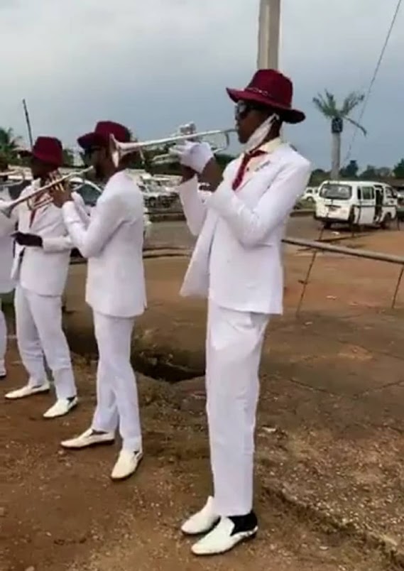 Photos from Late Gospel Singer, Chinedu Nwadike burial (Photos)