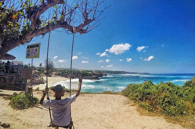 pantai mushroom bali